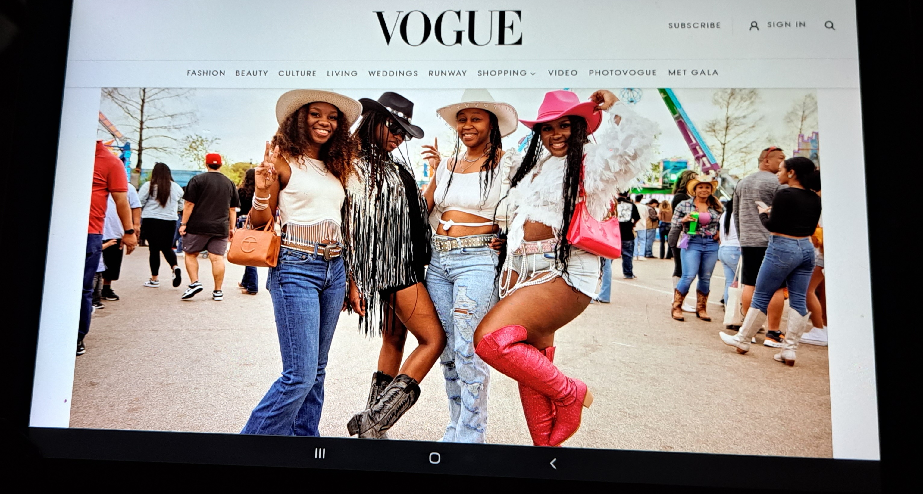 VOGUE NEWS&TRENDS. USA, NEW YORK. NEW April COVER COCO GAUFF. FASHION ...