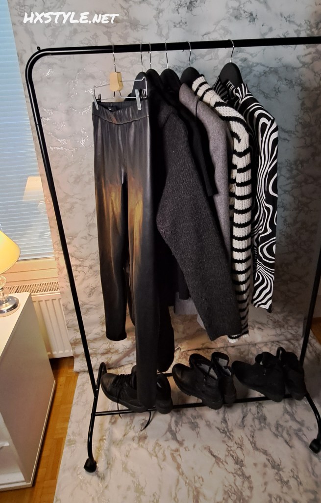 WINTER FASHION. FAKEFUR COAT AND PUFFER COAT.                       Day LOOK: Leather Pants whit 2. SWEATERS. FAVOURITE Morning 28…42…78 Likes. 20.10.2026. FASHIONBLOG HXSTYLE.net Heini. VOGUE&nbsp;Daily…
