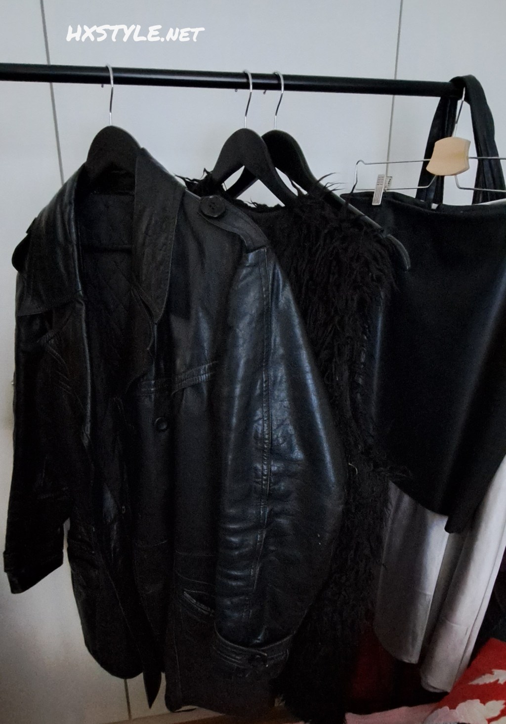 SPRING WINTER FASHION 2025… OUTSIDEDOOR 2/2 Trendy&Vintage LEATHER JACKET 3/4, Trendy&Long Scart, Knitted Hood and Trendy Ankle Shoes. FAVOURITE 41…15 + 26 Likes. 26.2.2025…Some&Internet FRIENDS….          Influncer HXSTYLE.net Heini. VOGUE&nbsp;Daily…