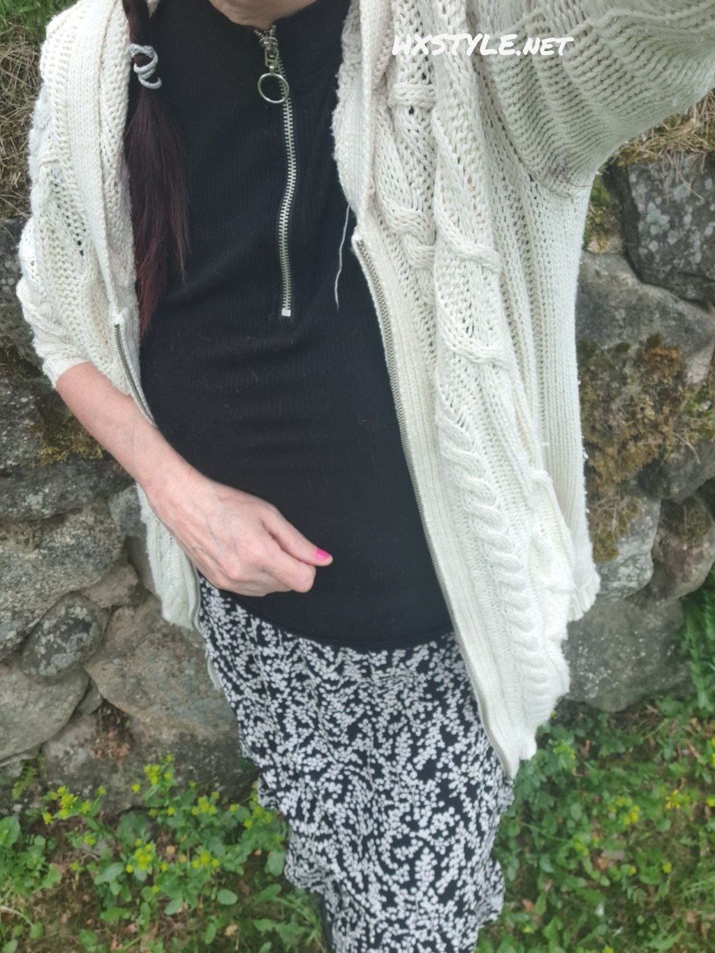 SPRING&SUMMER FASHION 2025. MY STYLE…ENJOY OUTSIDEDOOR LIFE; City, Garden&NATURE and later BEACHE2. Lovely Nature FLOWERS…LILY of VALLEY/KIELOT. 3. June/Kesäkuu 2025. FASHIONBLOG&LIFESTYLE HXSTYLE.net Heini. VOGUE Daily…