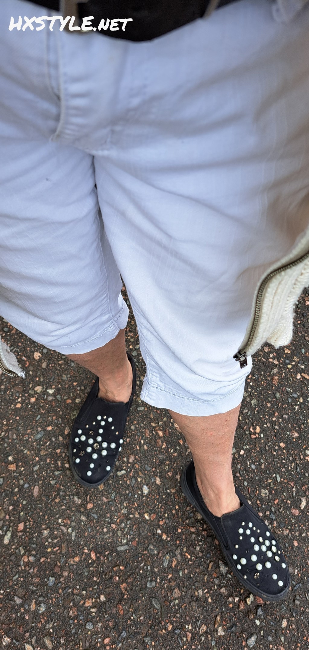 SUMMER FASHION&TREND SHORTS…Day or 2 LOOK: Striped Shirt, Shorts/Jorts white and GARDIGAN whit Hood. My BEAUTY LOOK: My too LONG HAIR&Pretty SUMMER NAILS: Fingers&Toes. I and Hailey BIEBER Trends. FAVOURITE 40…32 Likes. 10.6.2025. FASHIONBLOG&LIFESTYLE HXSTYLE.net Heini. VOGUE&nbsp;Daily…
