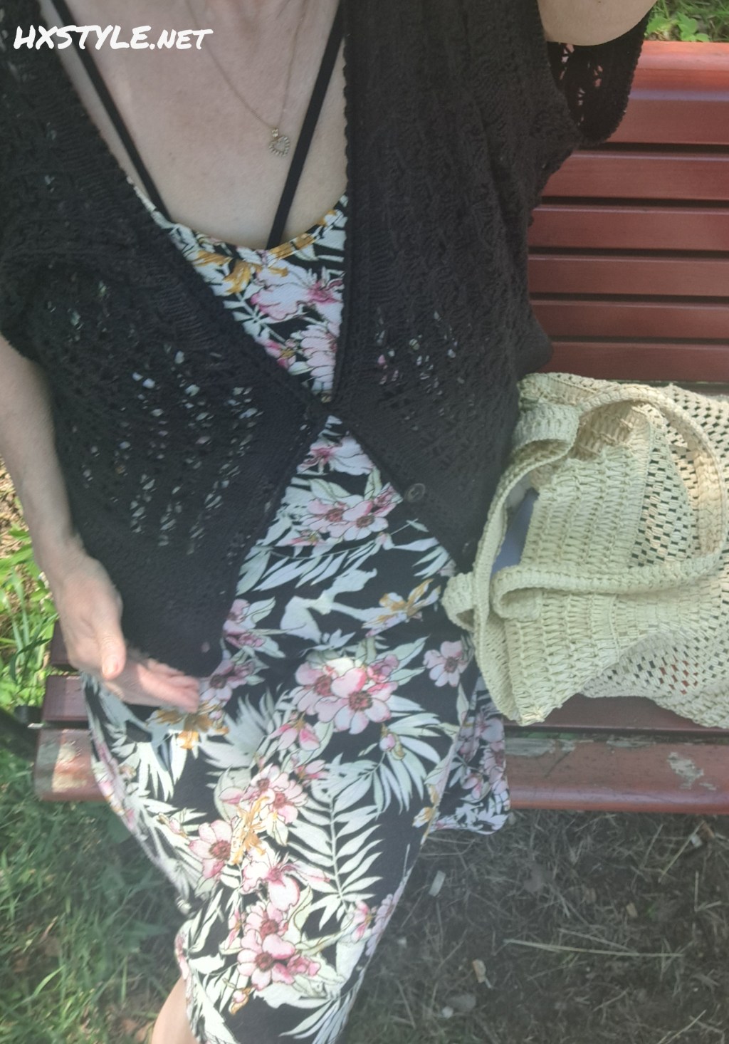 SUMMER TIME 2025. Lovely Summer Day In PARK, GARDEN, Tips What Do…MY FASHION STYLE: Gardigan, Tricot Dress and Lovely Summer ASSECCORIES. STOP&WEAR Your all SENSES….1/2 HEALTHY WALKING, short and Long. HOT July, Now +20 C August…FAVOURITE…61…20+41 Likes.                     10 -11.8.2025. My LIFESTYLE, ENJOY. LIFESTYLE&FASHIONBLOG HXSTYLE.net Heini. VOGUE&nbsp;Daily…