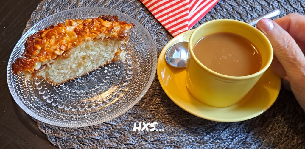 KOTI&LEIVONTA. LEIVONNAISET. Perinteinen TOSCAKAKKU, Kuorrutettu KUIVAKAKKU. RESEPTI. 2. Suosituin KuivaKakku Blogissa, julkaistu 2020. Isän/Papan päivän Suosikki, KAHVIPÖYTÄ&RUOKA Yhdessä Pöydässä. Lisään kuvia, Lisätty…        HYVÄÄ ISÄN/PAPANPÄIVÄÄ 9.11…           HUUHKAJAT ja RALLY 2025&VAIN ELÄMÄÄ…          7. November 2025. SUOSITTU 193…97…68+96…58 Tykkäystä. LIFESTYLEBLOG HXSTYLE.net Heini