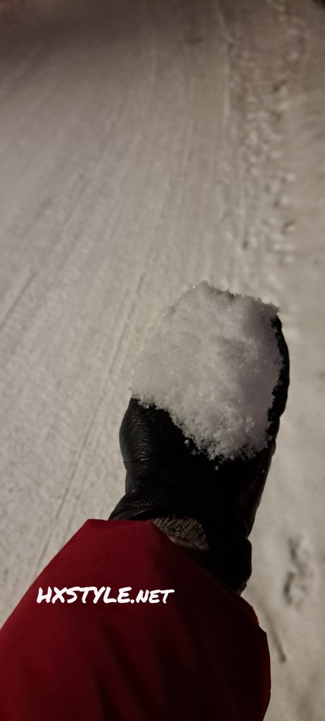 WINTER FASHION LOOK, MY STYLE 2026. Christmas RED BUFFER COAT 3/4. What else Wear? Snow&Cold OUTSIDE Here Suomi-Finland. OUTSIDEDOOR and INSIDE: Sweaters&Pants. LOVELY ASSECCORIES&Choices.                                 2. Tammikuu/January 2026.                                 VOGUE Daily…
