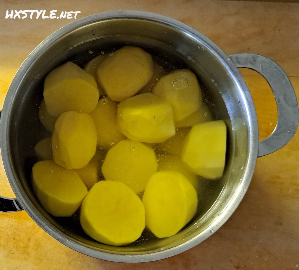 RUOKA/MENU PÄÄSIÄINEN 2026. 1/2 PÄÄRUOKA: Suomalaista LIHAA; SISÄFILE PAISTI ja PIHVIT, Kuoritut ja Keitetyt Perunat ja PerunaMuussi, Kerma Kastike. Omat RESEPTIT. Porkkana RAASTE ja Uuni Kasvikset…HUOM. RUAN Valmistelut vievät Aikaa… Herkullista ja Ihanaa PÄÄSIÄISTÄ KAIKILLE, 4 pv. SUOSITTU… 76, Aamu 38 +73…60 Tykkäystä. 1.4.2026. LIFESTYLEBLOG HXSTYLE.net Heini