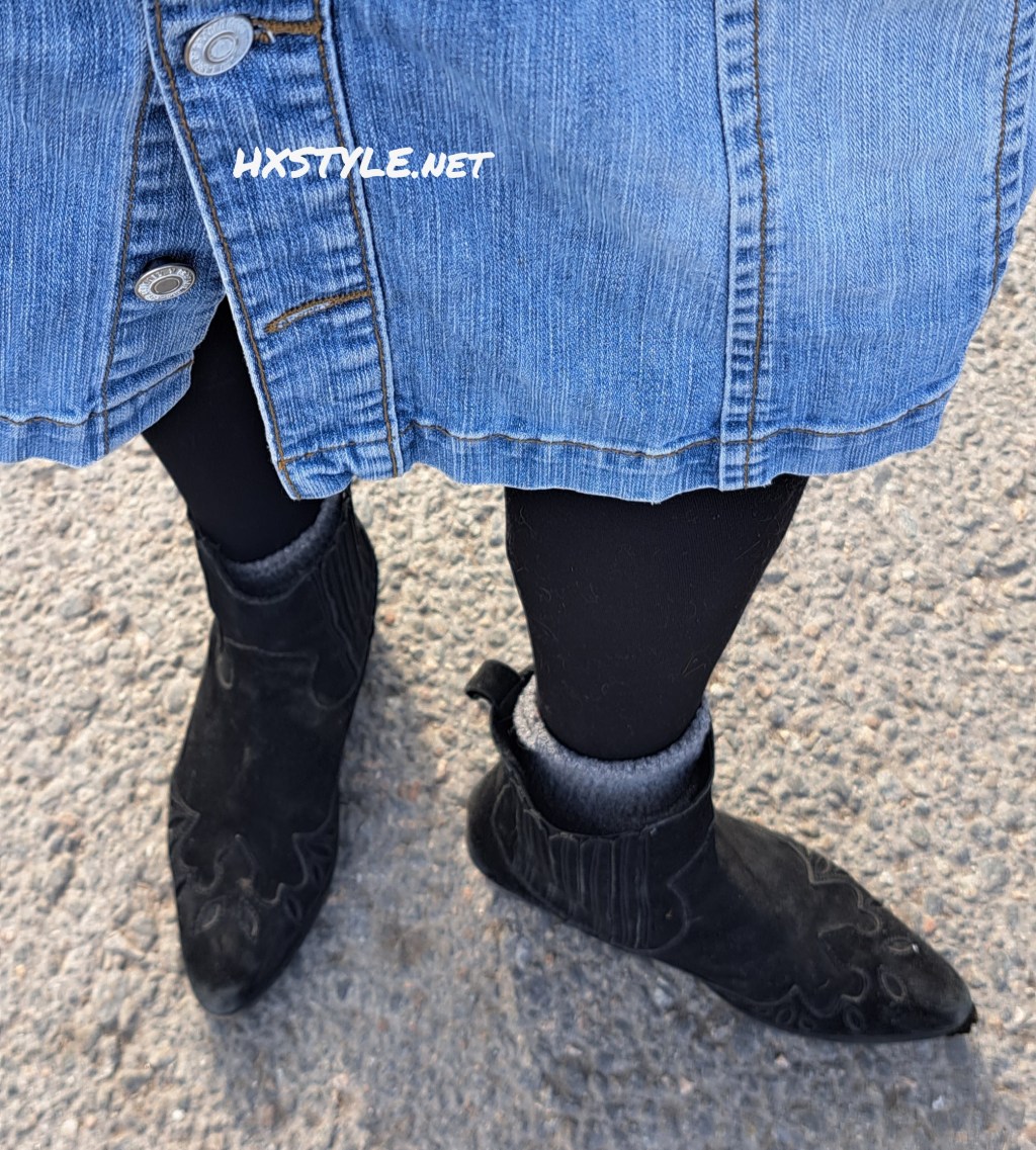 FALL FASHION…Whit SKIRT&DRESSES WEAR. Working&Celebrate LOOKS. ASSECCORIES: Pantyhose, Stay Ups, Ankle Socks…. ROOSANAUHA 2026. What&&Where U? YLE Tv2 Valko-Venäjä – Suomi 1 – 0. FAVOURITE Morning 25…65…80 Likes. 6.10.2026. FASHIONBLOG HXSTYLE.net Heini. VOGUE Daily…